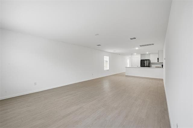 Building Photo - 1037 Raintree Rd