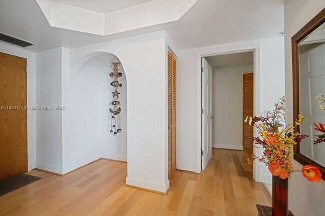 Building Photo - 3610 Yacht Club Dr