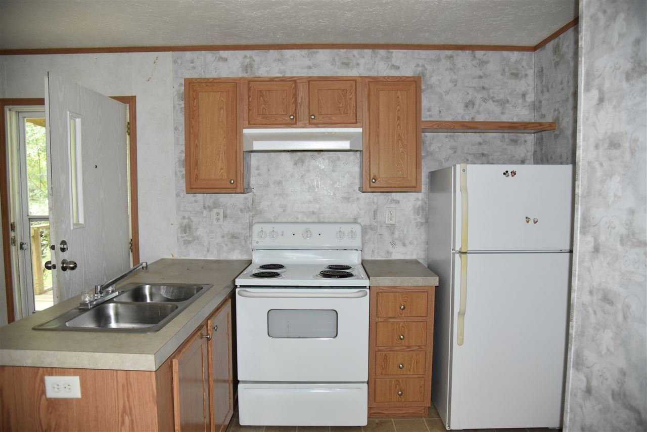 Building Photo - 518 Big Richard Rd