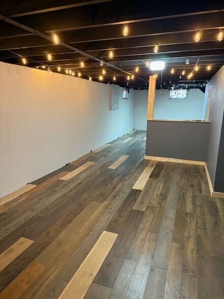 Building Photo - 3 Sunny Hill Blvd