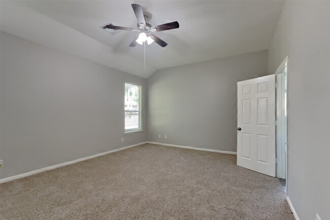 Building Photo - 19119 Sprintwood Ct