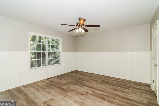 Building Photo - 7858 Nebo Rd