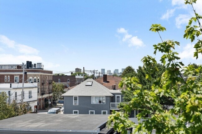 Building Photo - 36 Sturgis St