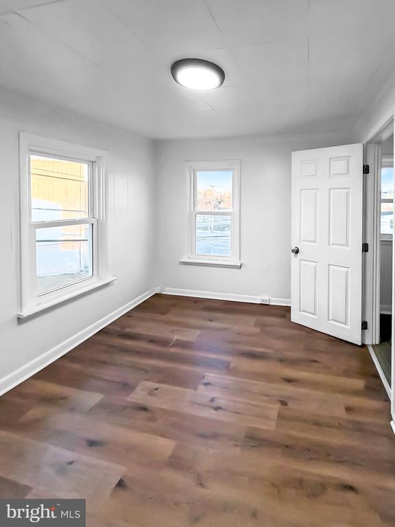 Building Photo - 488 McDowell Ave