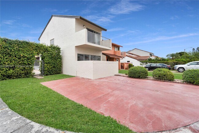 Building Photo - 11797 SW 14th Terrace