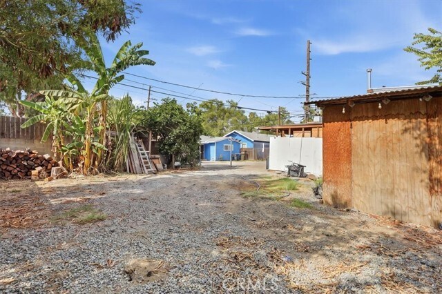 Building Photo - 1707 N Arrowhead Ave