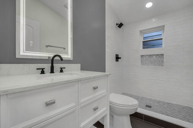 Building Photo - 1027-1029 Madison Ave