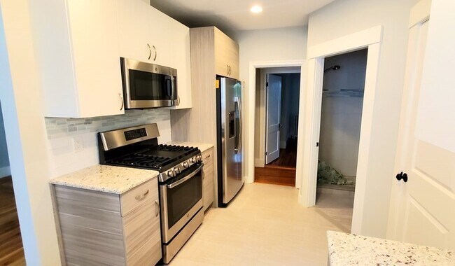 Building Photo - 163 Tremont St