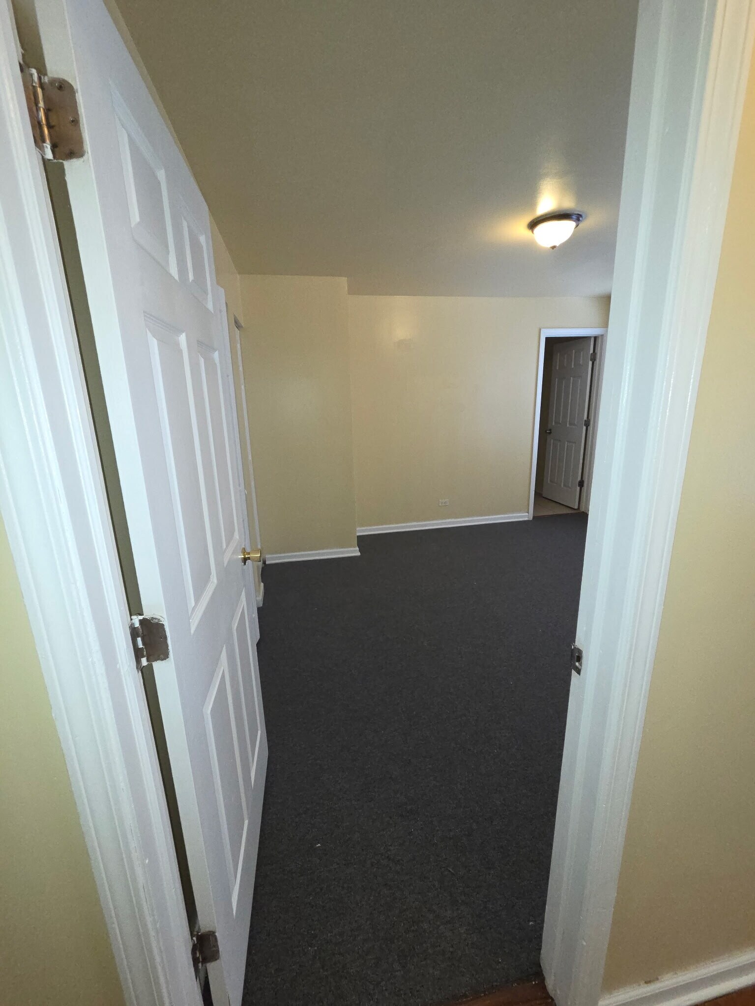 Building Photo - 6669 S Michigan Ave