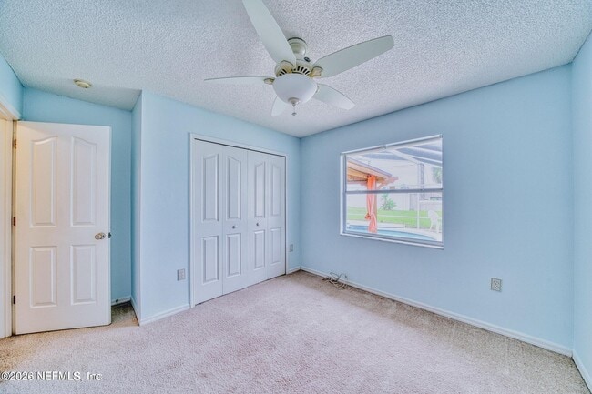 Building Photo - 5628 Loma Vista Dr W
