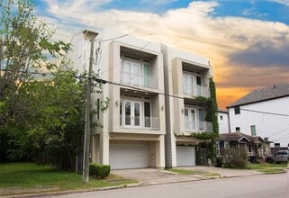 Building Photo - 1616 Edwards St