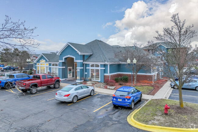 Building Photo - College Towne Apartments