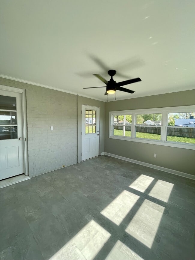 Building Photo - 63 Shelor Dr