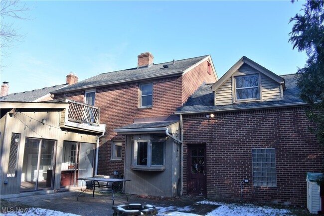Building Photo - 21216 N Park Dr
