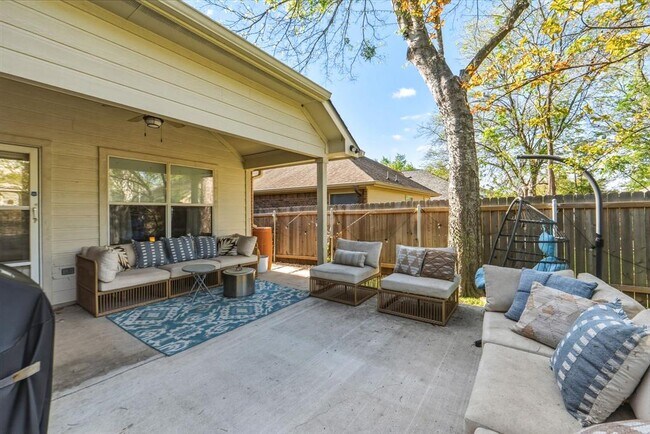 Building Photo - 10204 Wind Cave Trail