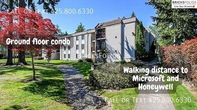 Building Photo - Prime Bellevue Condo, conveniently located...