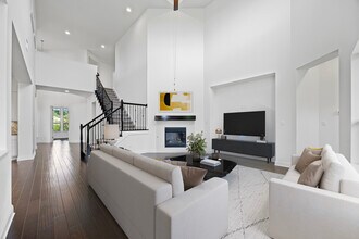 Building Photo - 567 Pecos River Xing