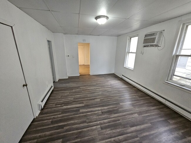 Building Photo - 3714 E 50th St