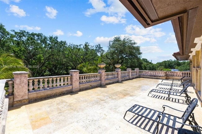 Building Photo - 6905 SW 75th Ave