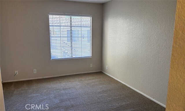 Building Photo - 2554 Olive Dr
