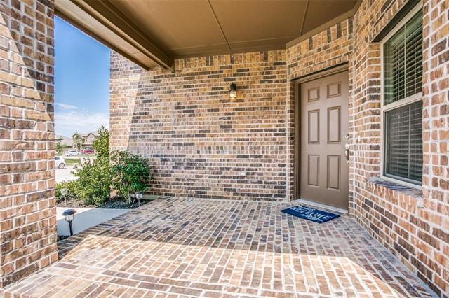 Building Photo - 453 Spring Dr