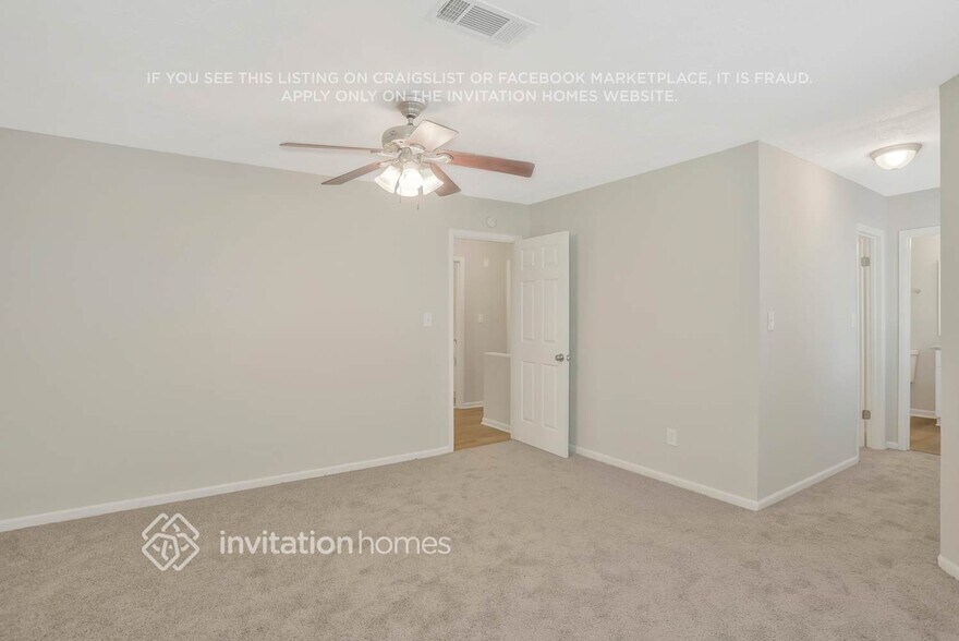 Building Photo - 5231 Mainstreet Park Dr