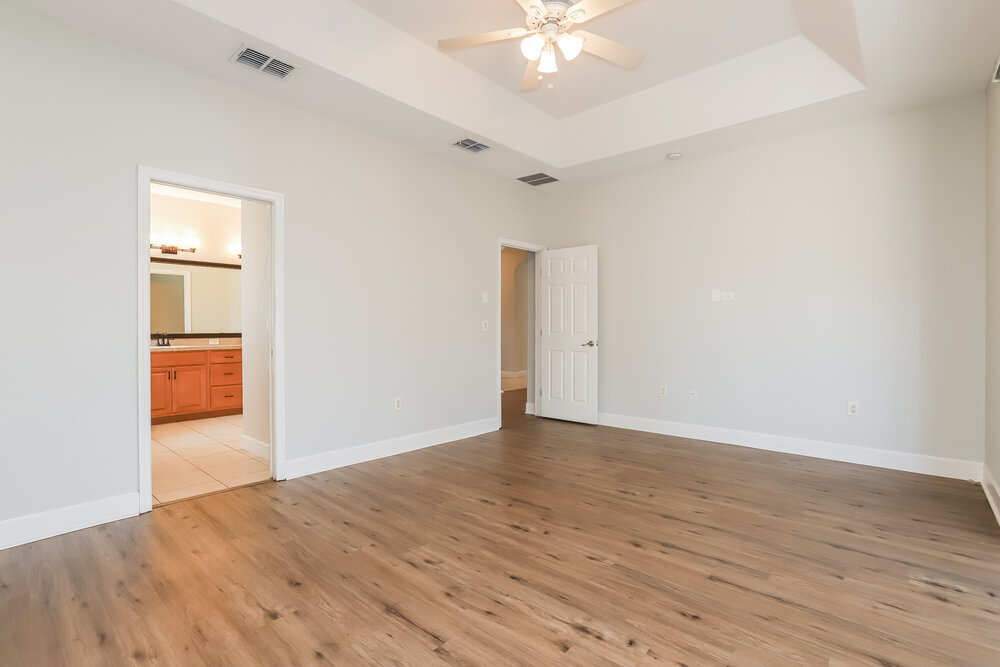 Building Photo - 5422 Oxford Manor Cir