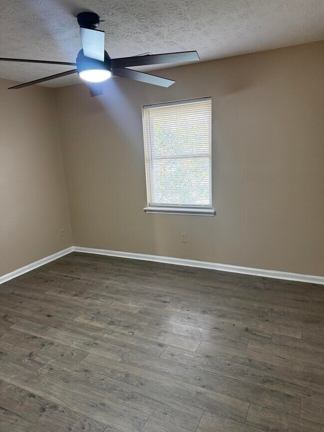 Building Photo - 3713 Hacker Ct