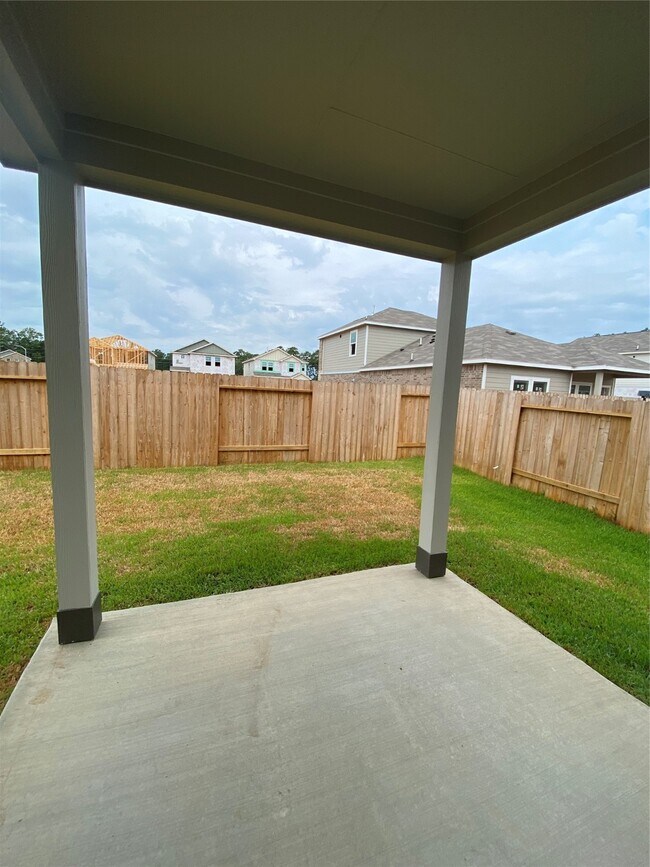 Building Photo - 122 Alset Dr