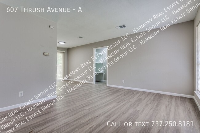 Building Photo - 607 Thrush Ave