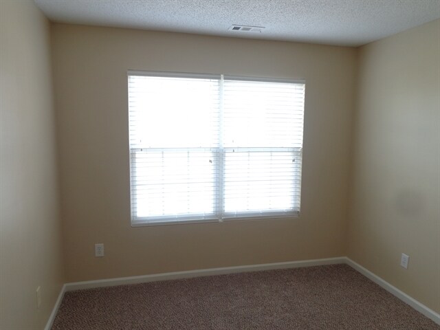 Building Photo - 3280 Denali Ct