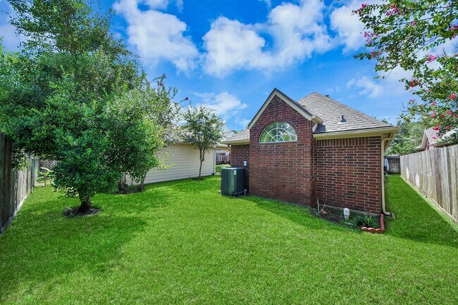 Building Photo - 16710 Colony Terrace Dr