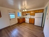 Building Photo - 2 Bed/1 Bath Duplex in Longmont. WATER/SEW...