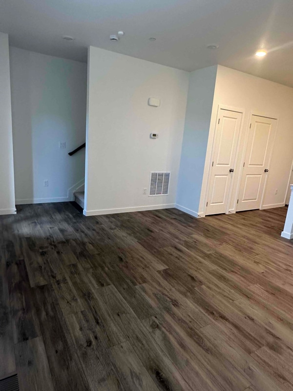 Building Photo - 5396 Euclid Dr