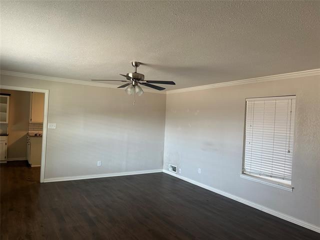 Building Photo - 4202 Skyline Dr