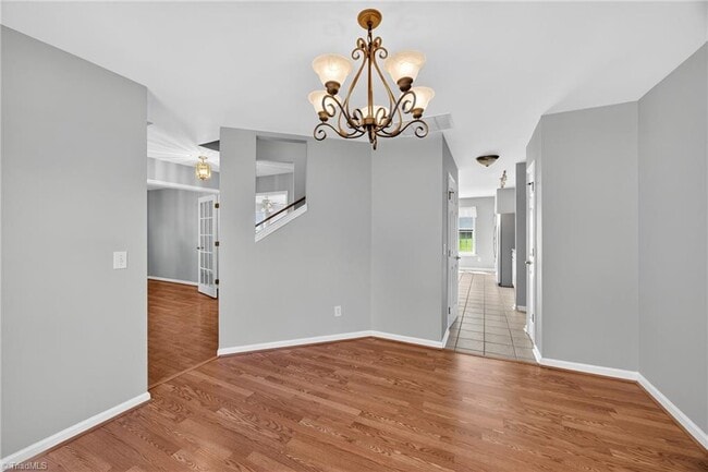 Building Photo - 4018 Berkshire Ct