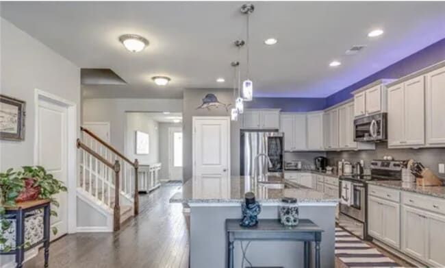 Building Photo - 106 Westover Dr