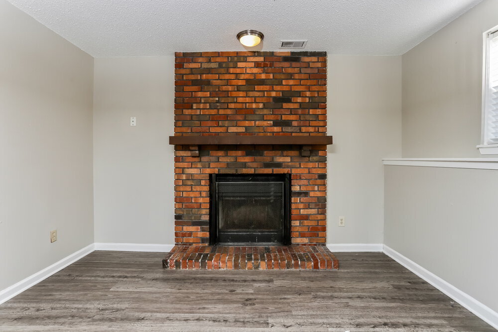 Building Photo - 1253 Advance Dr