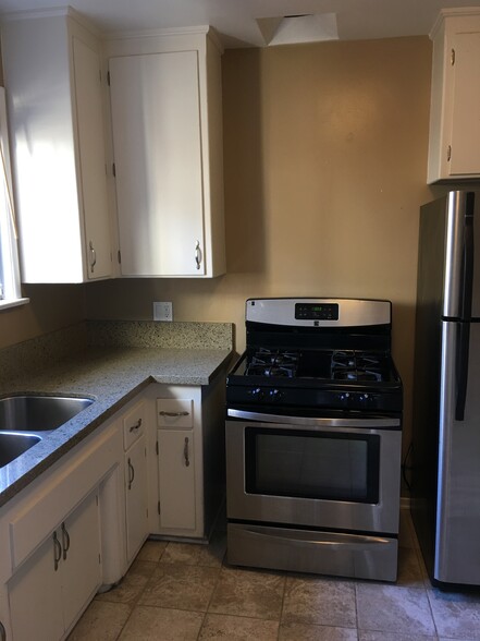 Primary Photo - 3719 Sawtelle Blvd