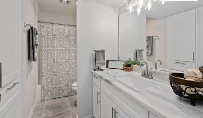 Building Photo - 12500 Melville Dr