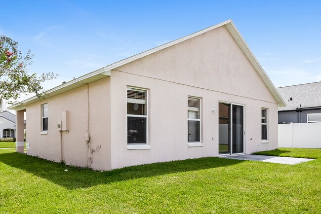 Building Photo - 2944 Cedena Cove St