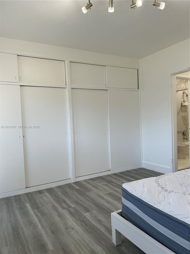 Building Photo - 600 Layne Blvd