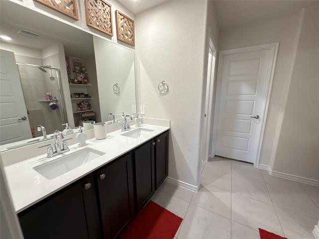 Building Photo - 728 Shirley Xing