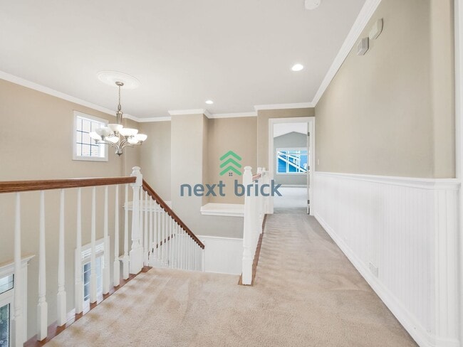 Building Photo - Stunning 4bed/2.5bath Norris Home with a V...