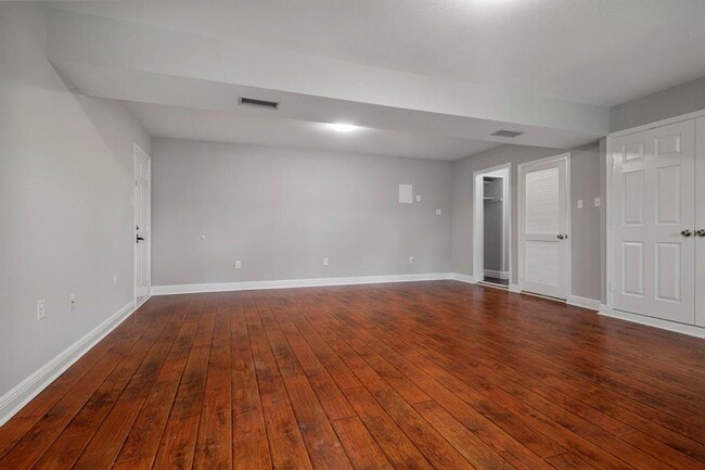 Building Photo - 11215 Sageway Dr