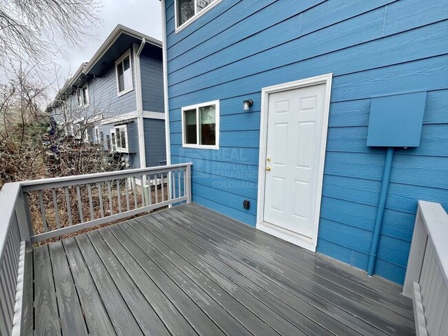 Building Photo - 2645 Bannister Ct