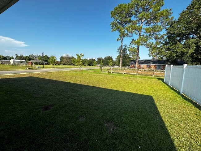 Building Photo - 24525 Alamitos Trace Dr