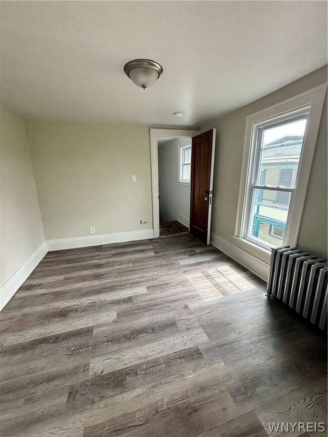 Building Photo - 510 6th St