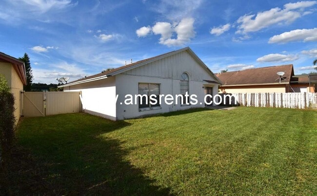 Building Photo - Charming 2 bed/ 2 bath house in Indian Wells