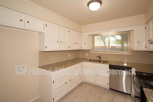 Building Photo - 7729 S 70th E Ave